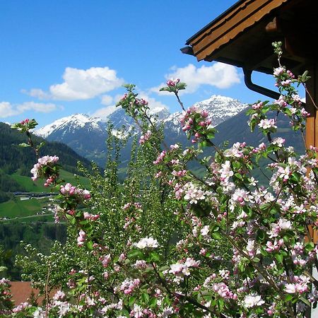 Kehrerhof Hotel Ellbogen Bagian luar foto