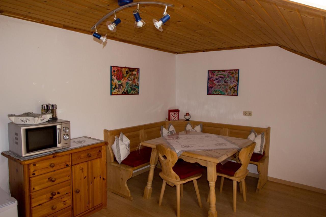 Kehrerhof Hotel Ellbogen Bagian luar foto