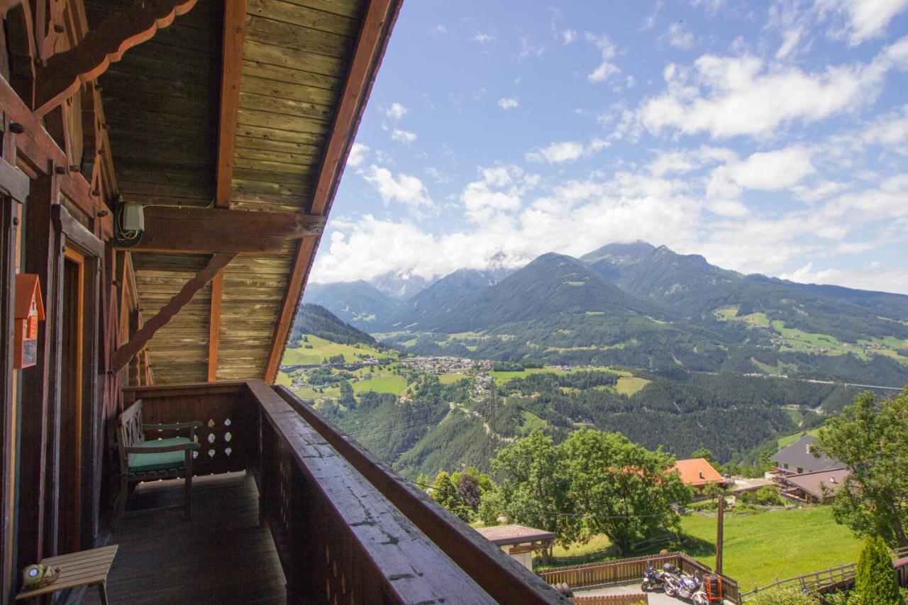 Kehrerhof Hotel Ellbogen Bagian luar foto